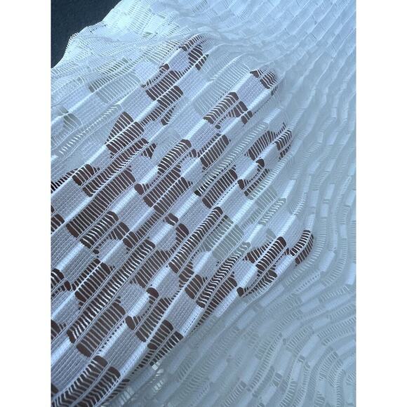 Brea Canyon V-neck textured pleated sleeveless top, women's sized S - Picture 4 of 8